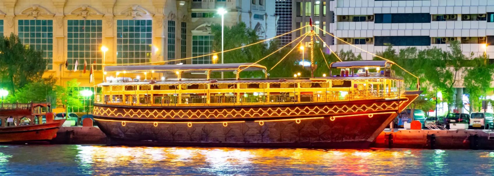 Arrival in Dubai with Dhow Cruise with Transfers SIC