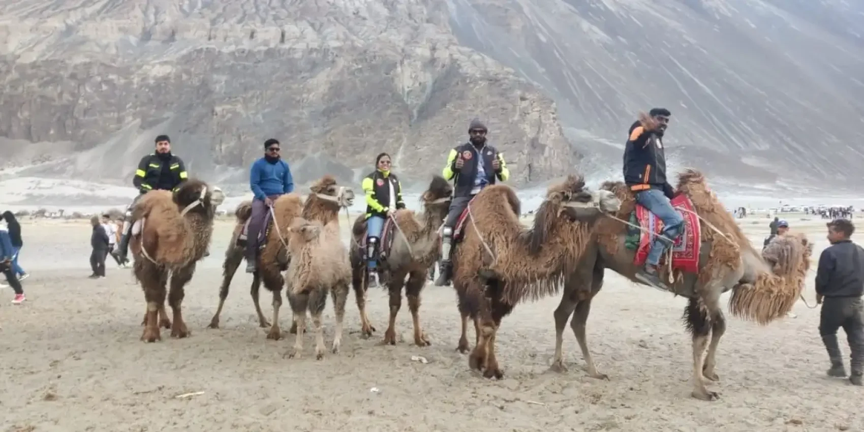 Leh to Nubra Valley (120 KMS/4–5 HRS)