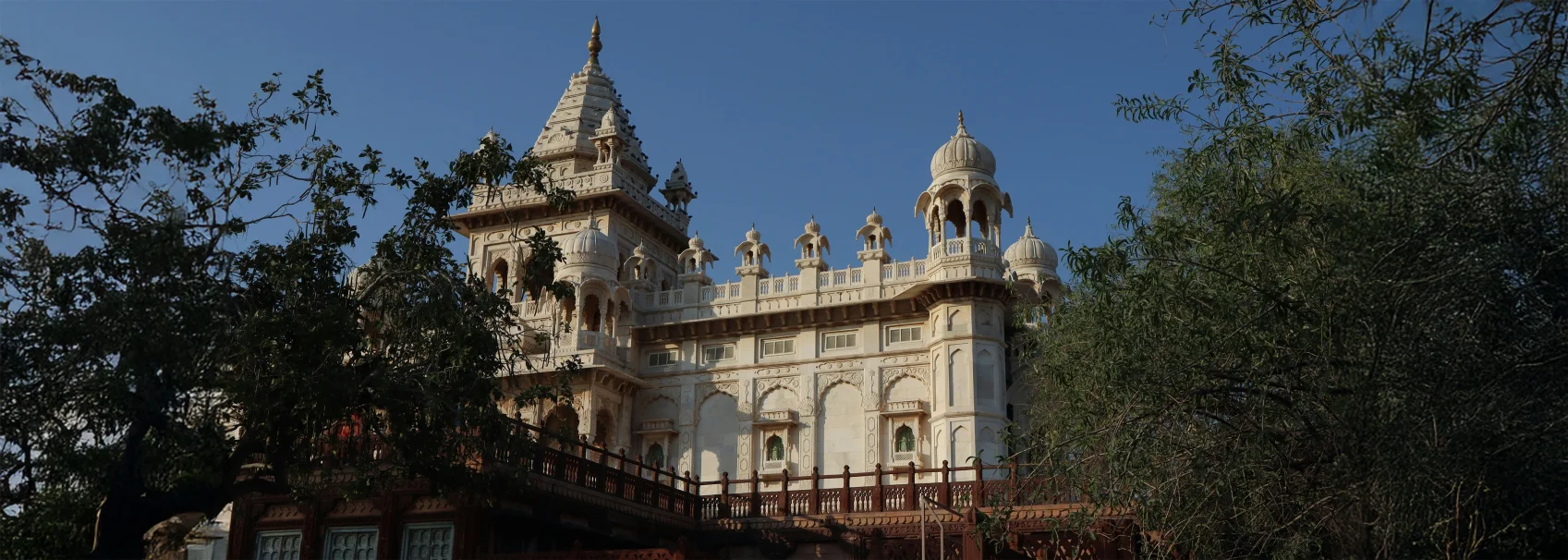 Jaisalmer - Jodhpur (280 KMS/4 HRS DRIVE)