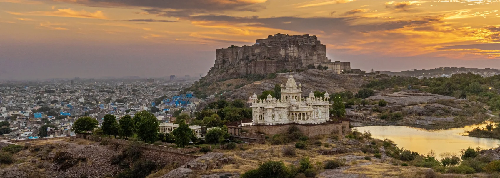 Jaisalmer - Jodhpur (280 KMS/4 HRS DRIVE)