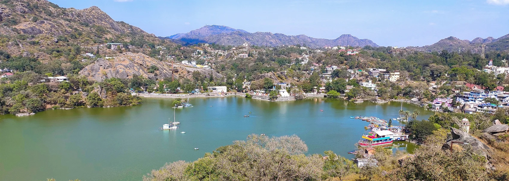Udiapur - Mount Abu (165 Kms/3-4 Hrs Drive)