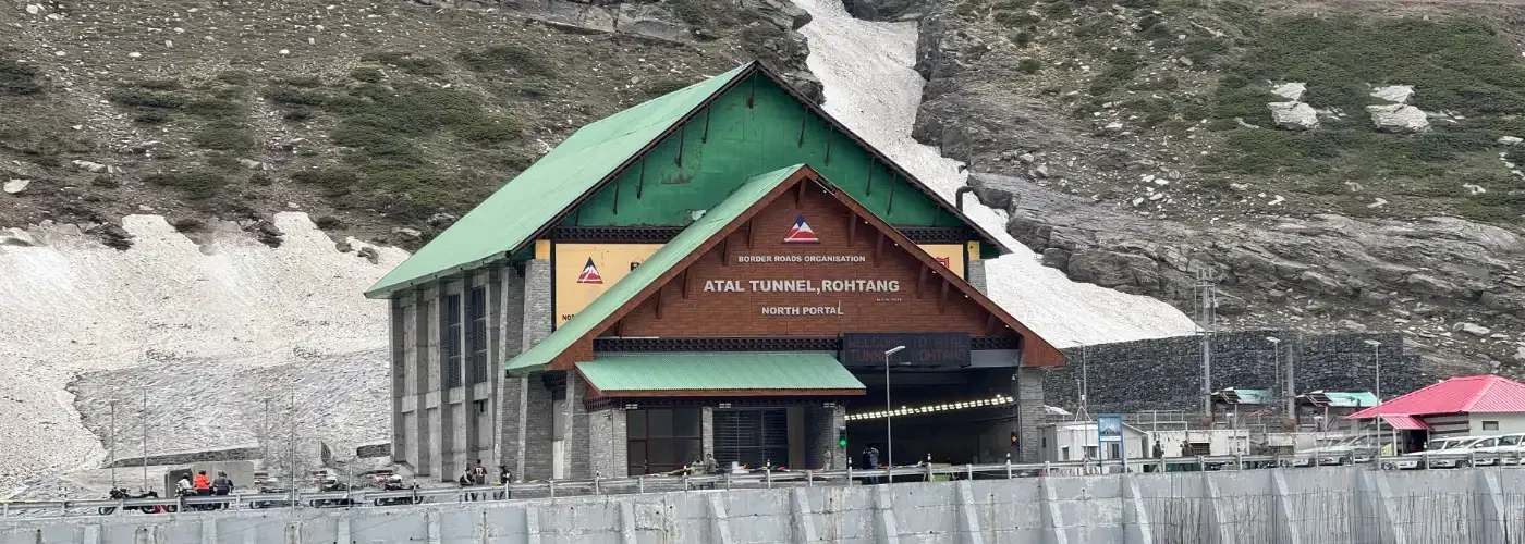 Rohtang Pass Excursion via Atal Tunnel & Solang