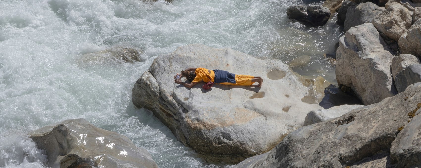 Many Hindu saints and spiritual seekers have meditated on the banks of the Alaknanda River.